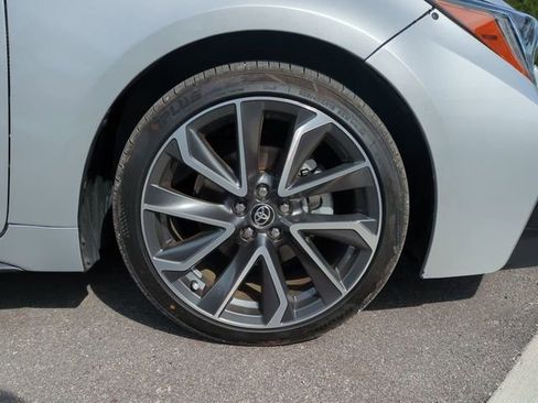 Used 2021 Toyota Corolla SE FWD image 11