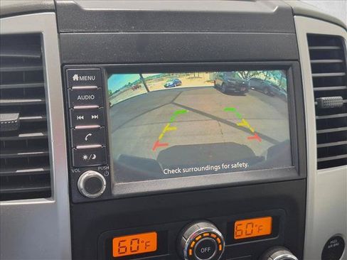 Used 2021 Nissan Frontier SV AWD/4WD image 12