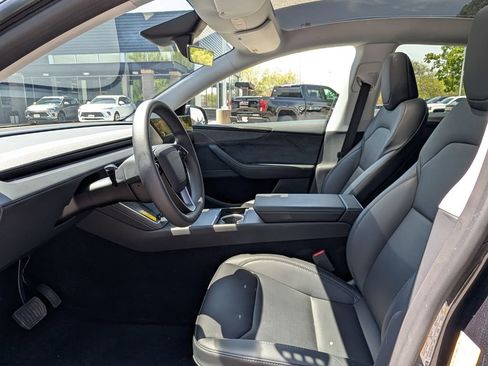 Used 2026 Tesla Model Y Long Range AWD/4WD image 33