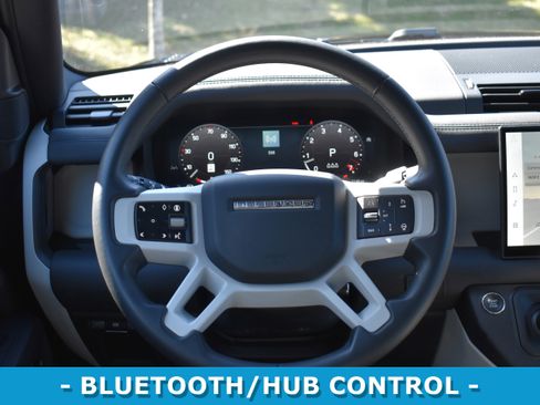 Used 2025 Land Rover Defender 110 S AWD/4WD image 10