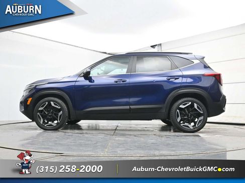 Used 2024 Kia Seltos SX w/ SX Sunroof Package image 19