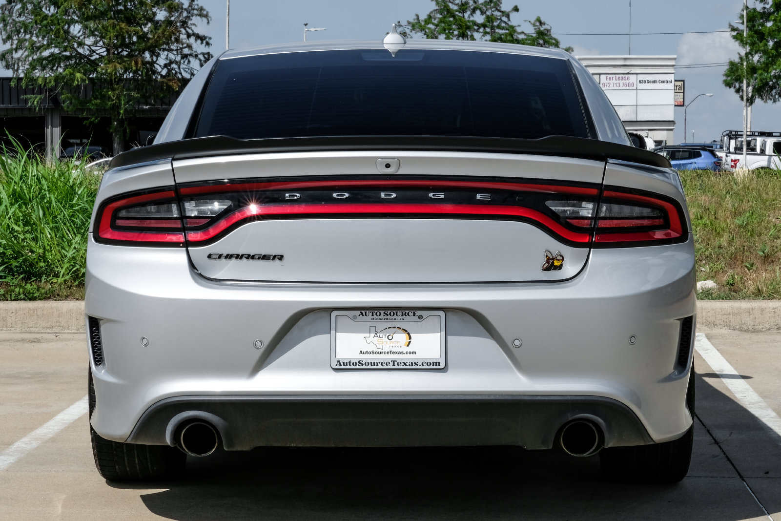 Used 2023 Dodge Charger Scat Pack w/ Harman/Kardon Audio Group RWD image 9