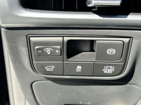 New 2026 Hyundai Tucson Limited AWD/4WD image 36