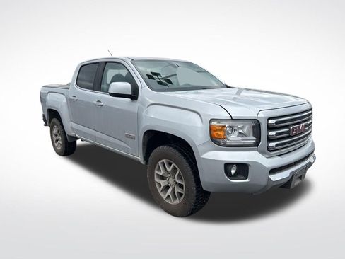 Used 2017 GMC Canyon SLE w/ All Terrain Package image 2