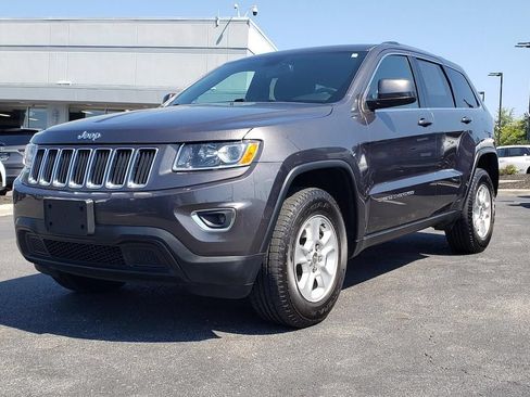 Used 2016 Jeep Grand Cherokee Laredo w/ Quick Order Package 23E AWD/4WD image 4