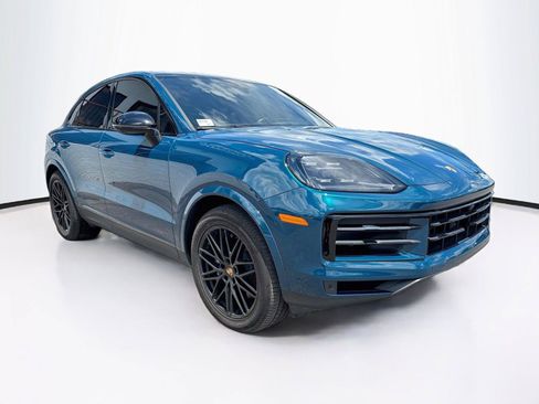 Used 2024 Porsche Cayenne Coupe AWD/4WD image 7