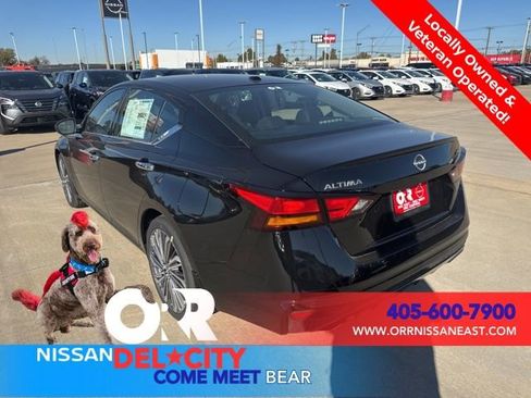 New 2025 Nissan Altima 2.5 SL image 3