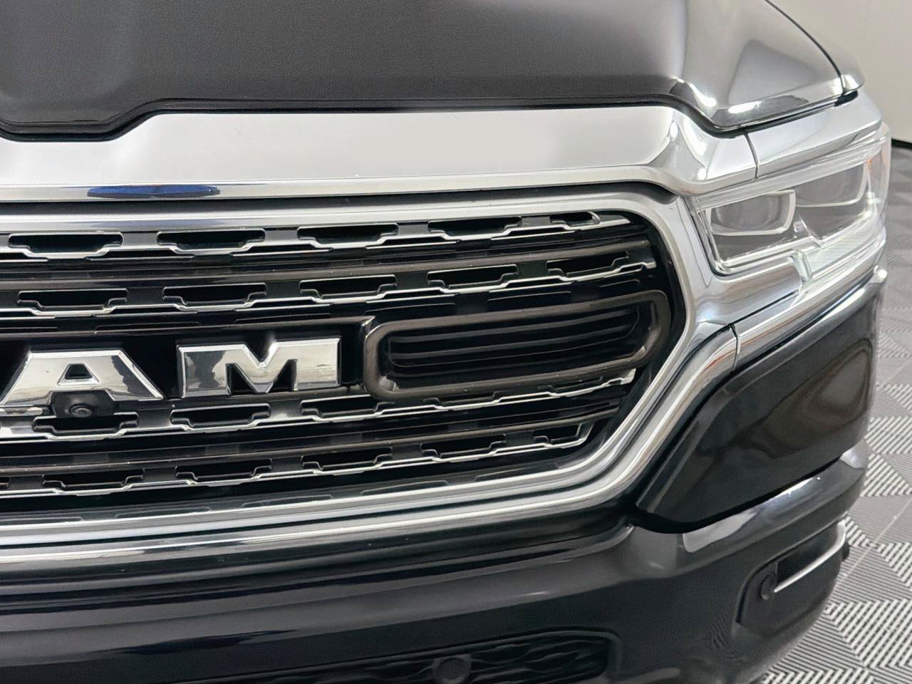 Used 2022 RAM 1500 Limited AWD/4WD image 4