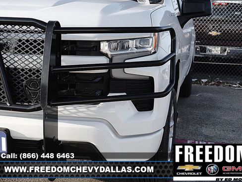 Used 2024 Chevrolet Silverado 1500 RST AWD/4WD image 7