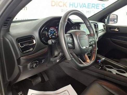Used 2025 Dodge Durango GT AWD/4WD image 14