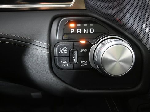 Used 2019 RAM 1500 Limited image 33