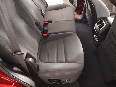 Used 2020 Kia Sorento LX FWD image 13
