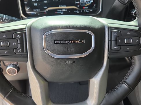 Used 2024 GMC Sierra 2500 Denali w/ Denali Reserve Package AWD/4WD image 21