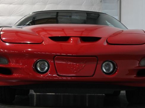 Used 1999 Pontiac Firebird Trans Am RWD image 31