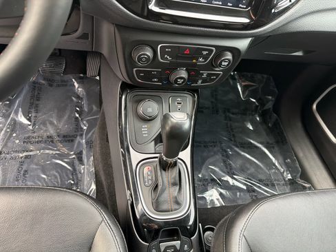 Used 2019 Jeep Compass Limited w/ Advanced Safety Group image 16