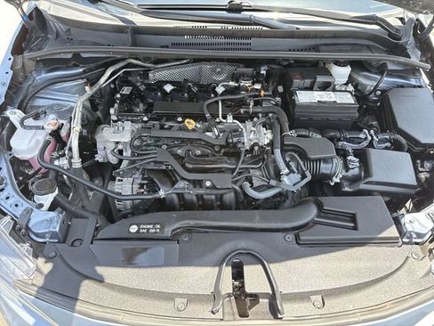 Used 2025 Toyota Corolla LE FWD image 20