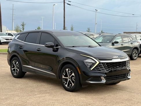 Used 2023 Kia Sportage EX FWD image 3