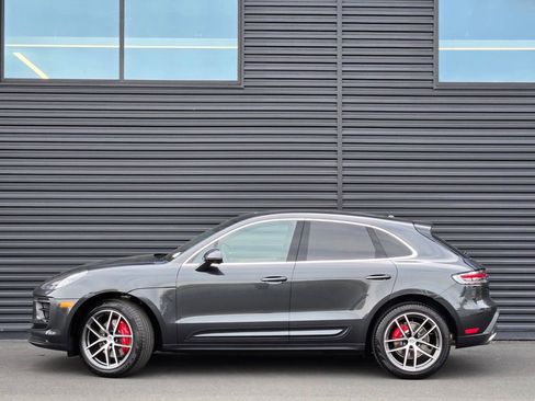 New 2026 Porsche Macan S image 2