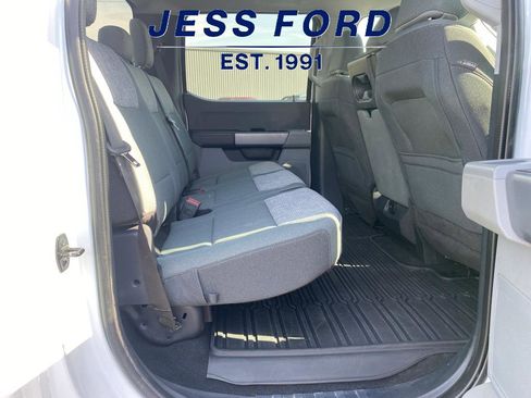 Used 2023 Ford F350 XLT w/ Camper Package image 29