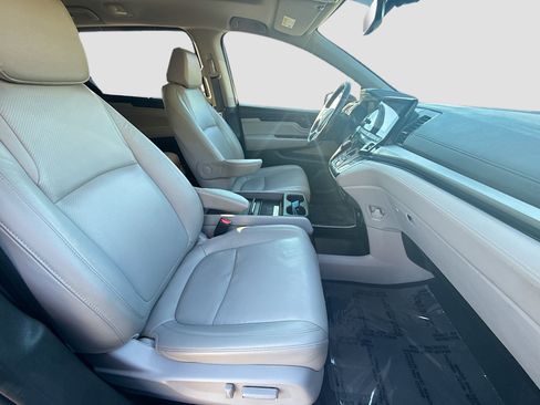 Certified 2020 Honda Odyssey Elite image 30