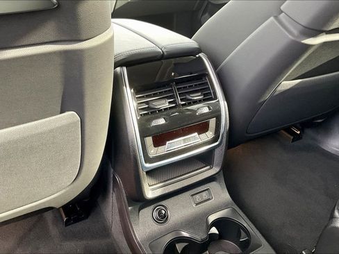 New 2026 BMW X7 xDrive40i AWD/4WD image 10