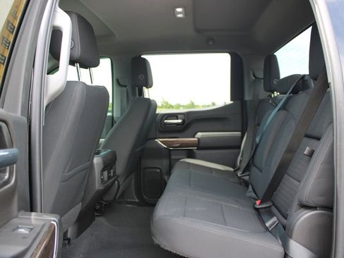 Used 2021 Chevrolet Silverado 1500 LT Trail Boss AWD/4WD image 27