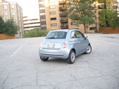 Used 2013 FIAT 500 Pop FWD image 16