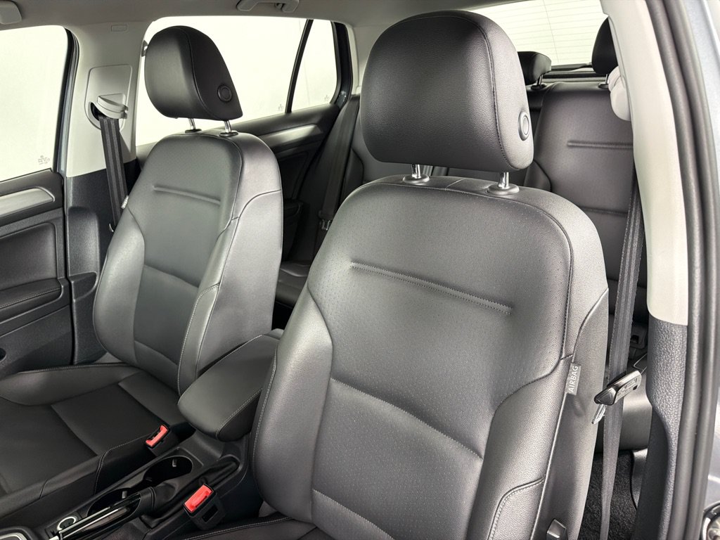 Used 2016 Volkswagen Golf SE FWD image 13