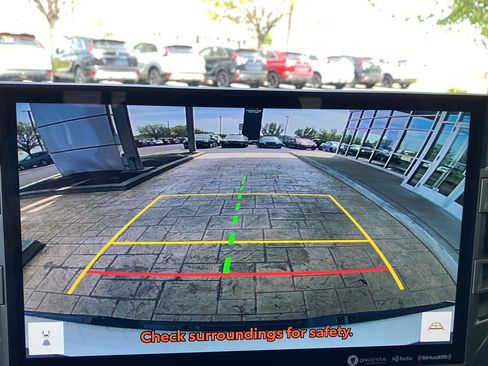 Used 2022 Toyota Tundra SR5 w/ SR5 Premium Package image 33