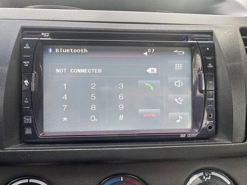 Used 2005 Toyota Camry LE image 14