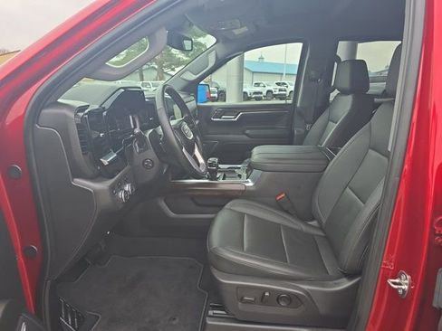 Used 2024 GMC Sierra 1500 SLT w/ SLT Premium Plus Package image 32