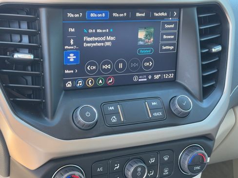 Used 2023 GMC Acadia Denali w/ Denali Technology Package image 22