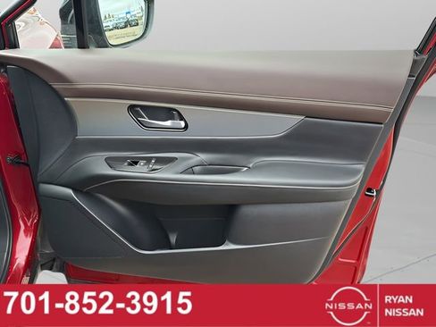 Certified 2025 Nissan Murano Platinum w/ Cargo Package AWD/4WD image 29