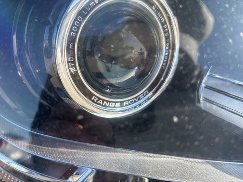 Used 2017 Land Rover Range Rover HSE image 52