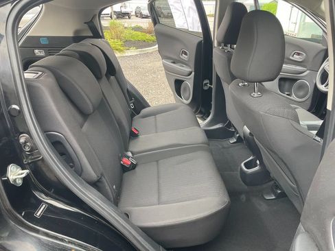 Used 2017 Honda HR-V EX image 27