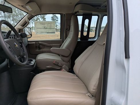 New 2025 Chevrolet Express 2500 Extended w/ Driver Convenience Package image 15