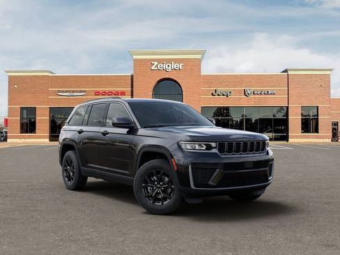 New 2026 Jeep Grand Cherokee Laredo image 5