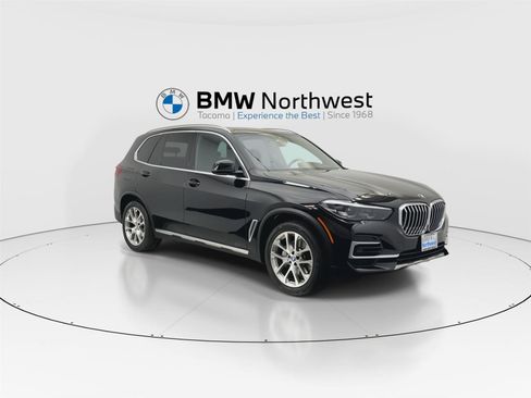 Used 2023 BMW X5 xDrive40i w/ Parking Assistance Package AWD/4WD image 6