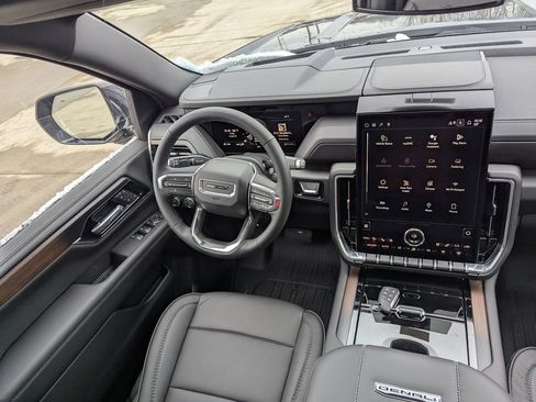 New 2026 GMC Yukon XL Denali w/ Sun & Power Step Package image 20