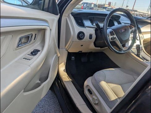 Used 2015 Ford Taurus SEL image 5