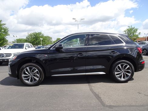 Certified 2023 Audi Q5 2.0T Premium w/ Convenience Package AWD/4WD image 2