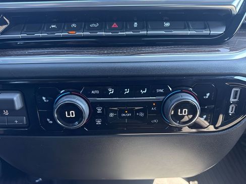 Used 2026 Chevrolet Silverado 1500 LT AWD/4WD image 18
