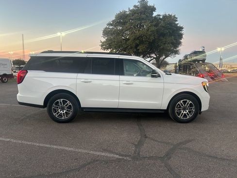 Used 2025 Ford Expedition Max Active image 3