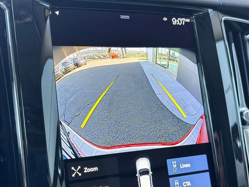 Used 2021 Volvo XC60 T8 Inscription Expression w/ Advanced Package image 21