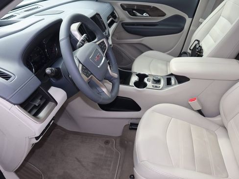 Used 2023 GMC Terrain Denali w/ Denali Premium Package AWD/4WD image 17