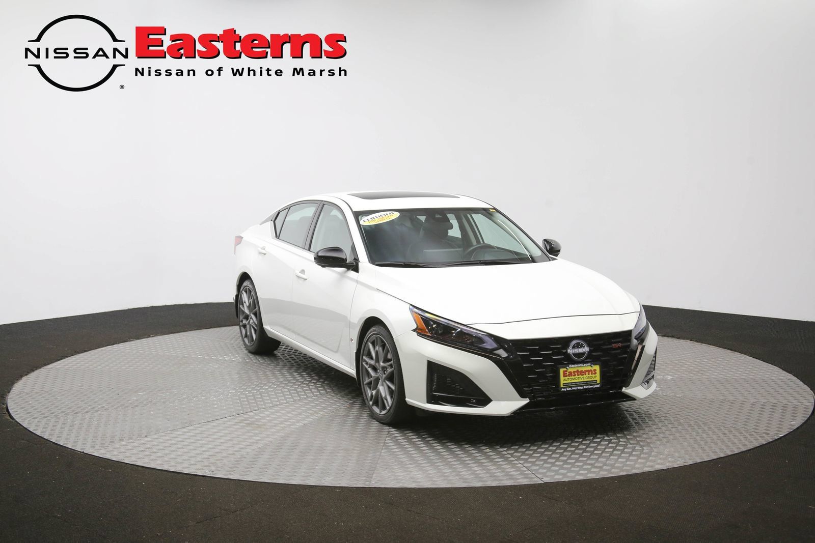 Used 2023 Nissan Altima 2.0 SR FWD image 49