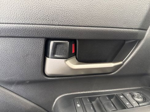 Certified 2025 Toyota Tacoma TRD Sport image 34