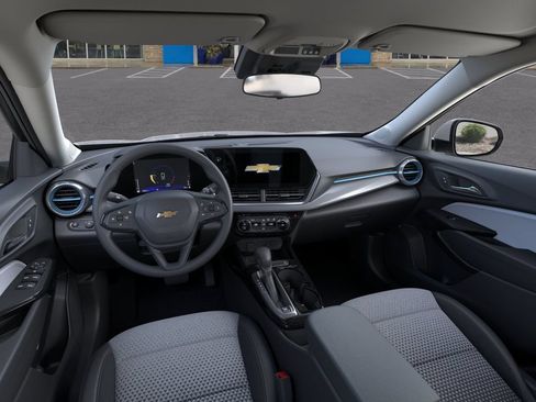 New 2026 Chevrolet Trax LT FWD image 15
