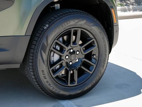 New 2026 Land Rover Defender 110 S AWD/4WD image 64