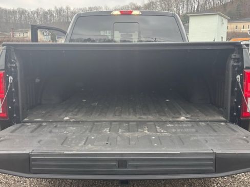 Used 2020 Ford F150 XLT w/ Equipment Group 302A Luxury image 9